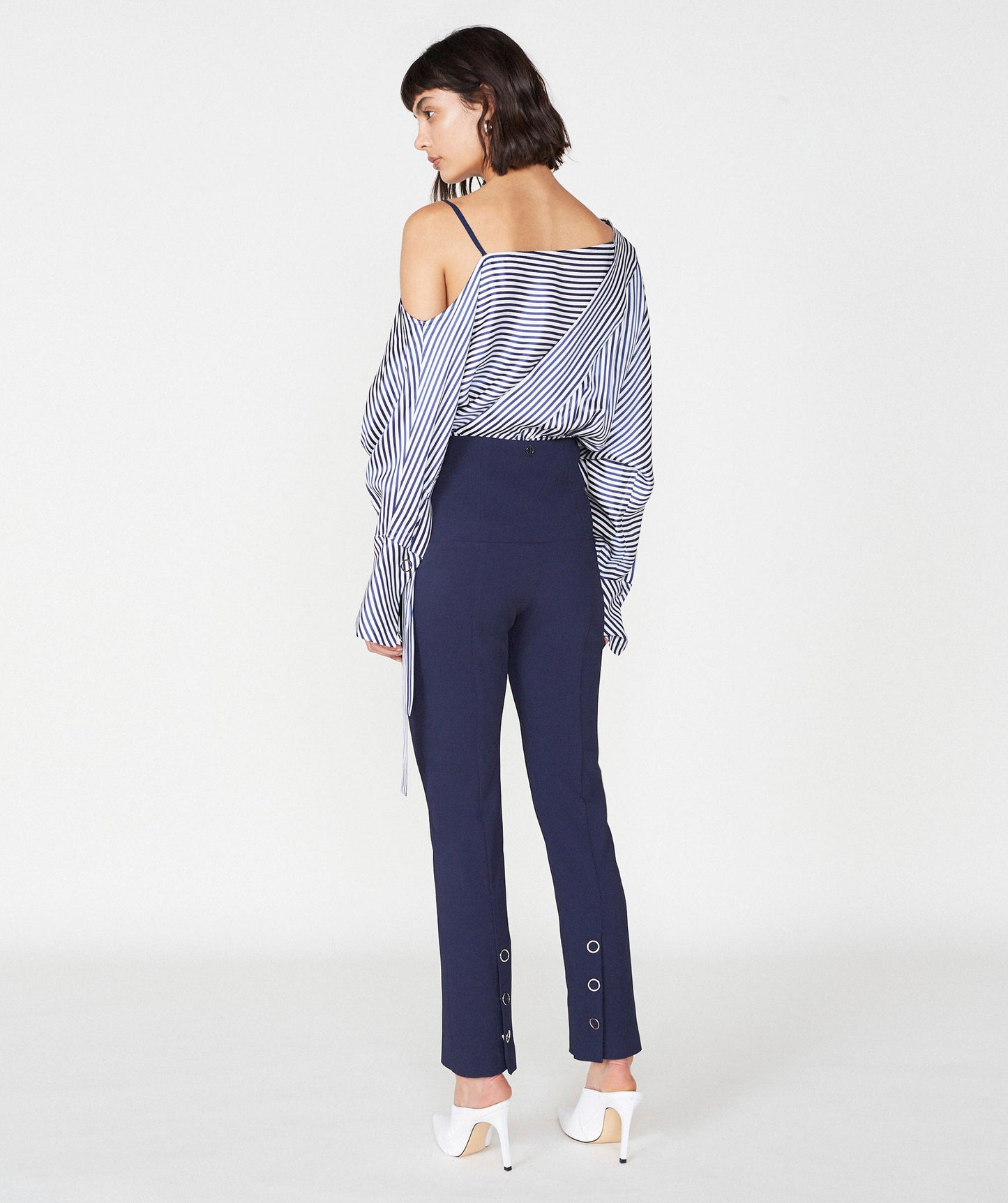 Outline London Womens Smith Trousers in Navy
