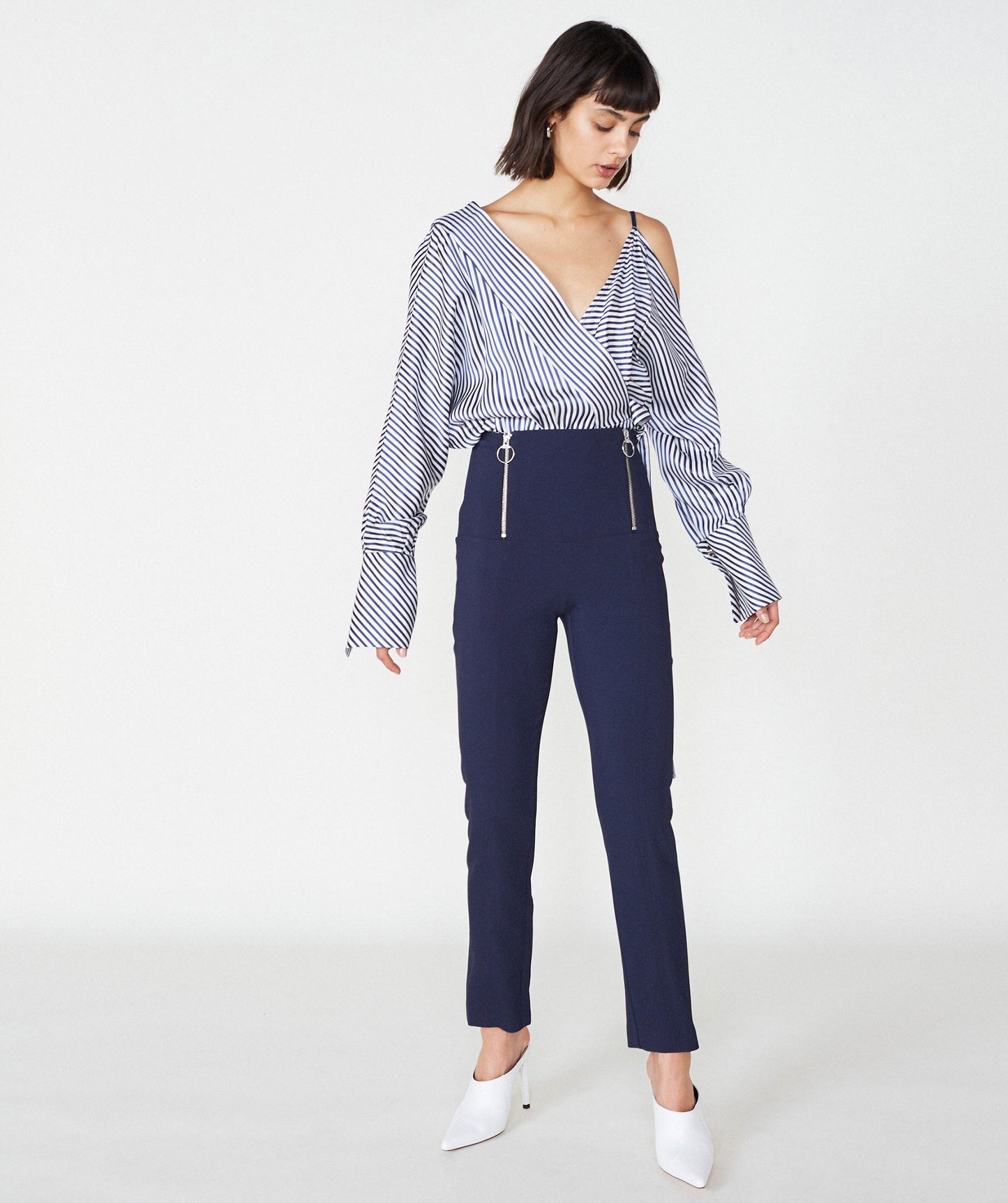 Outline London Womens Smith Trousers in Navy