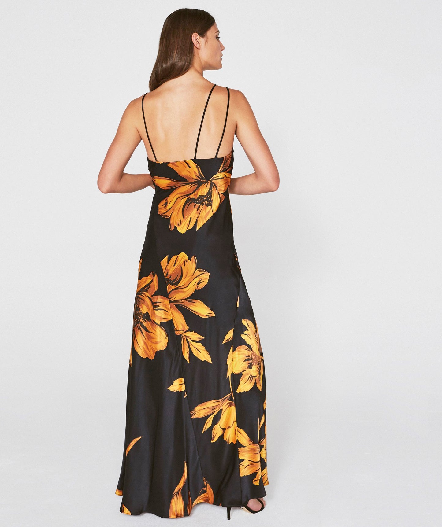 Outline London womens Central Maxi dress in Black&Amber