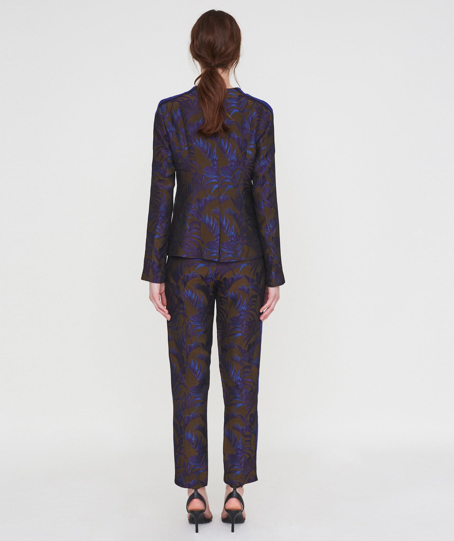 Outline London Womens Maygrove Jacket in Floral